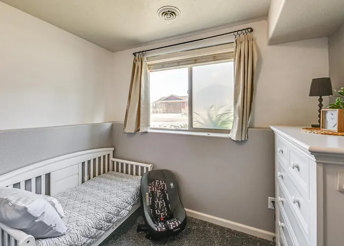 Walk To Downtown: Family-friendly Home! * Cody
