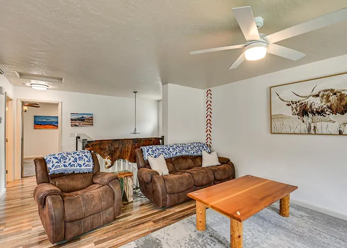 Walk To Downtown: Family-friendly Home! *